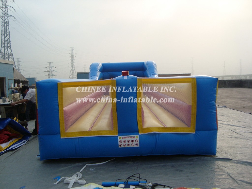 T11-1048 Colorful Inflatable Bungee Run