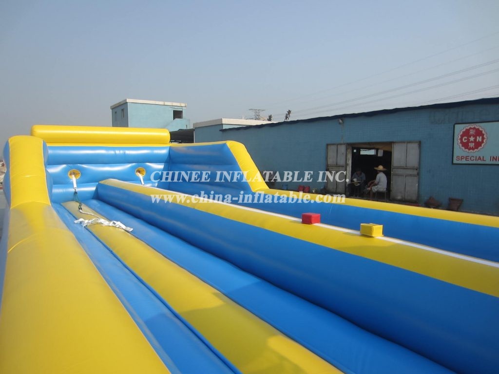 T11-341 Inflatable Bungee Run