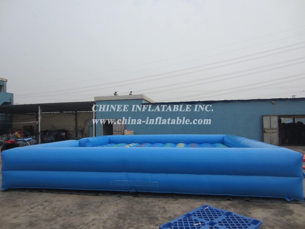 T11-583 Inflatable Twister