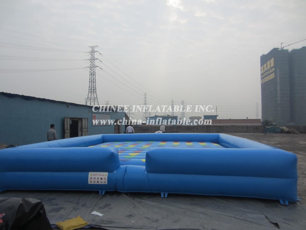 T11-583 Inflatable Twister
