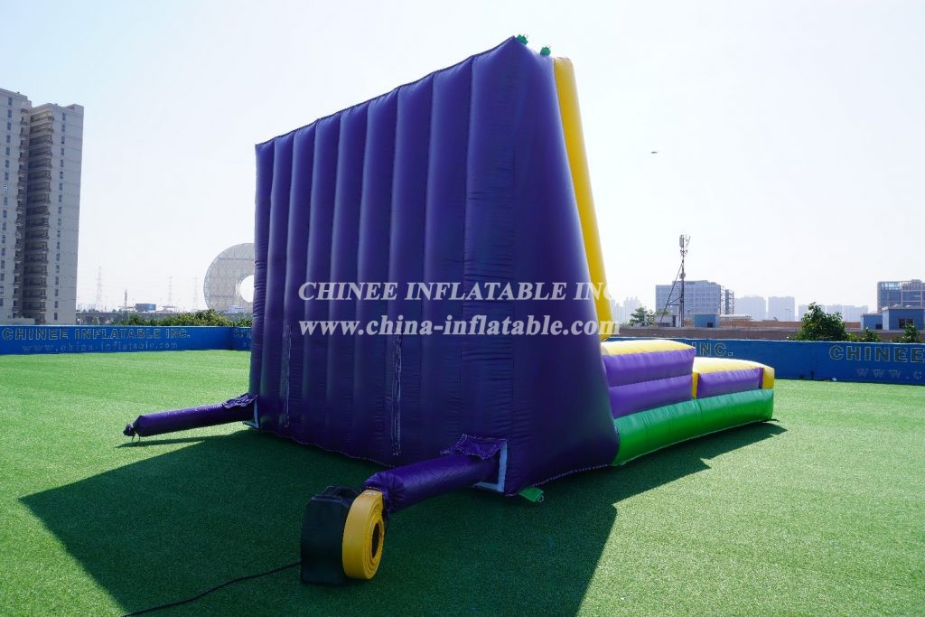 T11-974 Inflatable Velcro Wall
