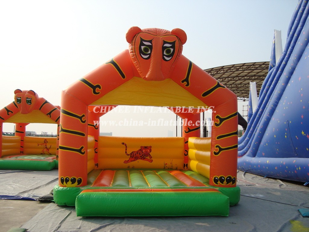 T2-2446 Tiger Inflatable Bouncers