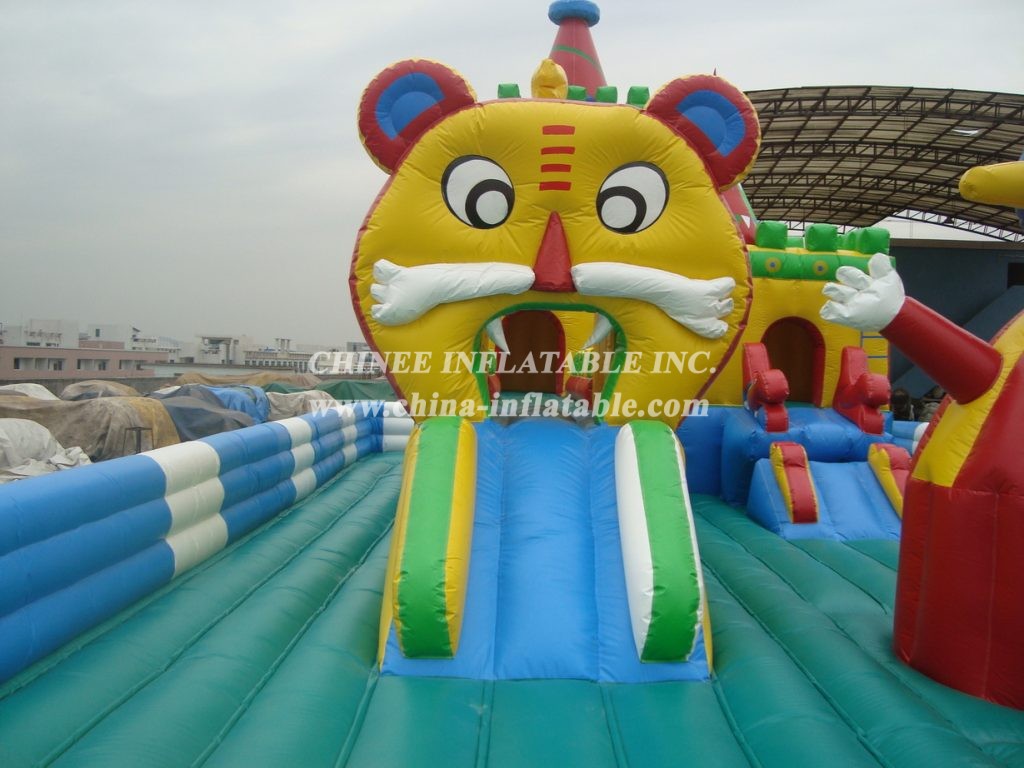 T6-153 Giant Inflatables