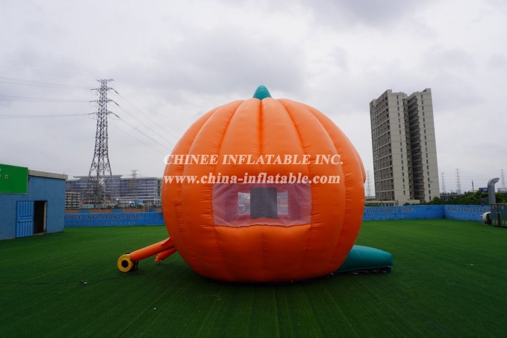 T4-34 Funny giant inflatable pumpkin bouncer /halloween inflatable jumping castle with blower for kids
