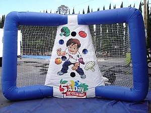 T11-316 Inflatable shoot out game