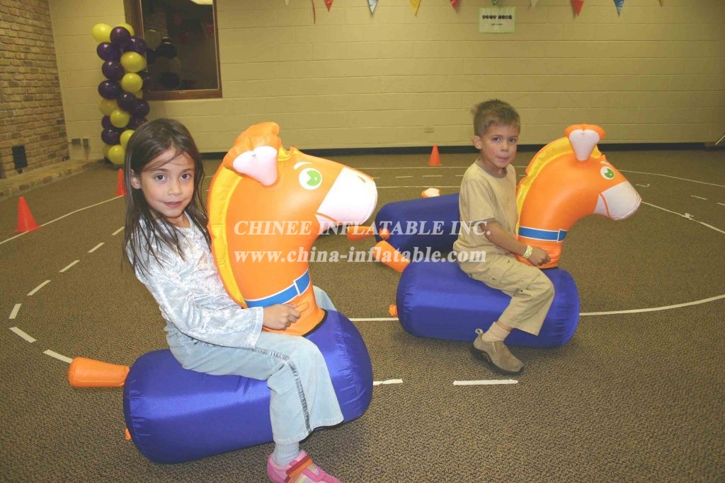 T11-561 Inflatable Race Track