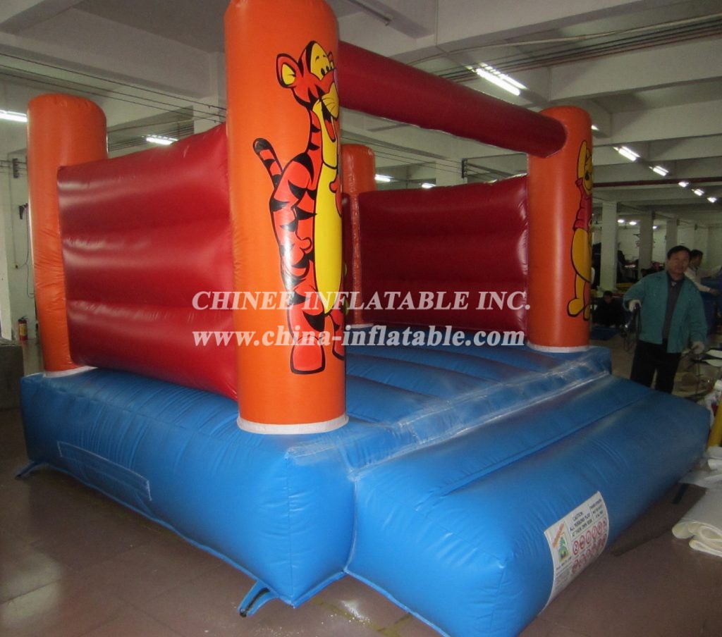 T2-800 Disney Winnie the pooh Inflatable Bouncer