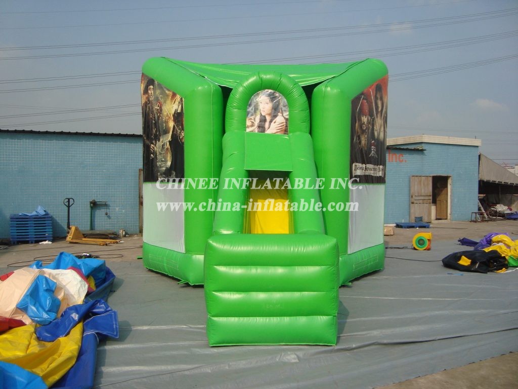 T2-868 Pirates inflatable bouncer
