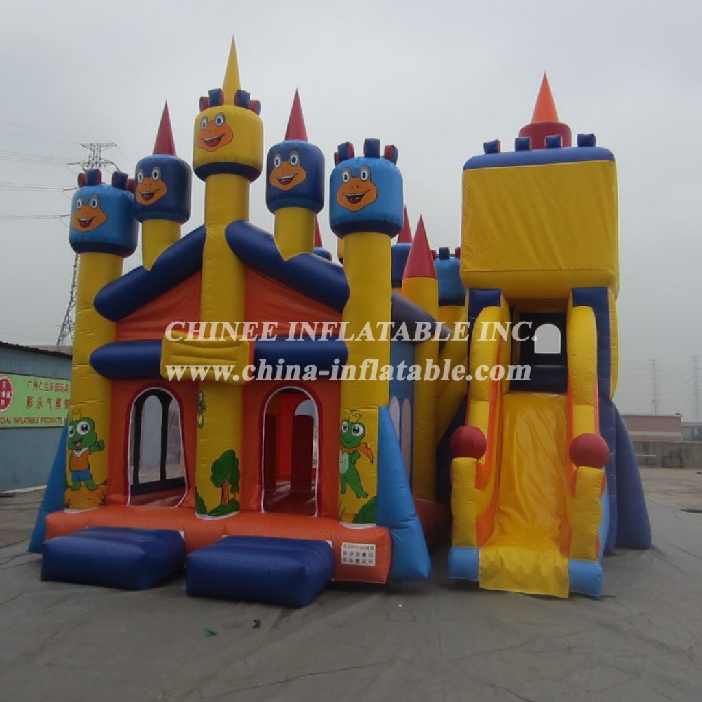 T6-240 Castle Giant Inflatables