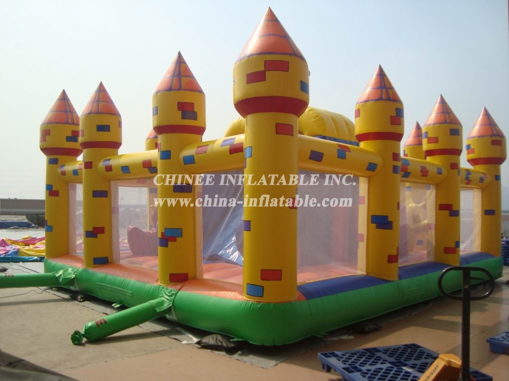 T6-325 Inflatable Castles