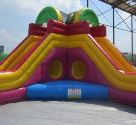 T8-153 Giant Inflatable Slide