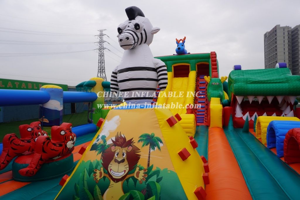GF2-017 Animal theme inflatable funcity