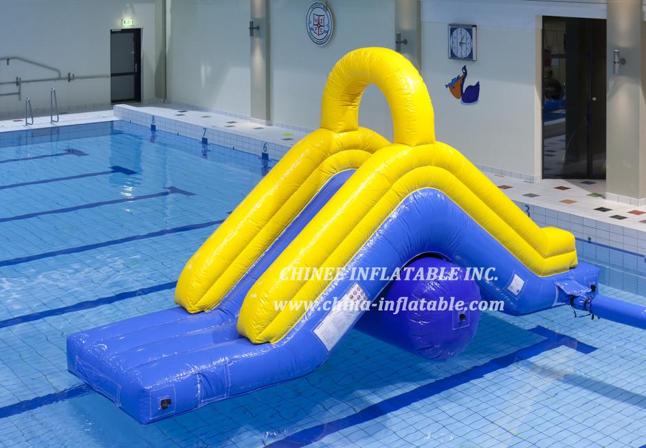 WG1-022 popular sport inflatable sea island game for pool
