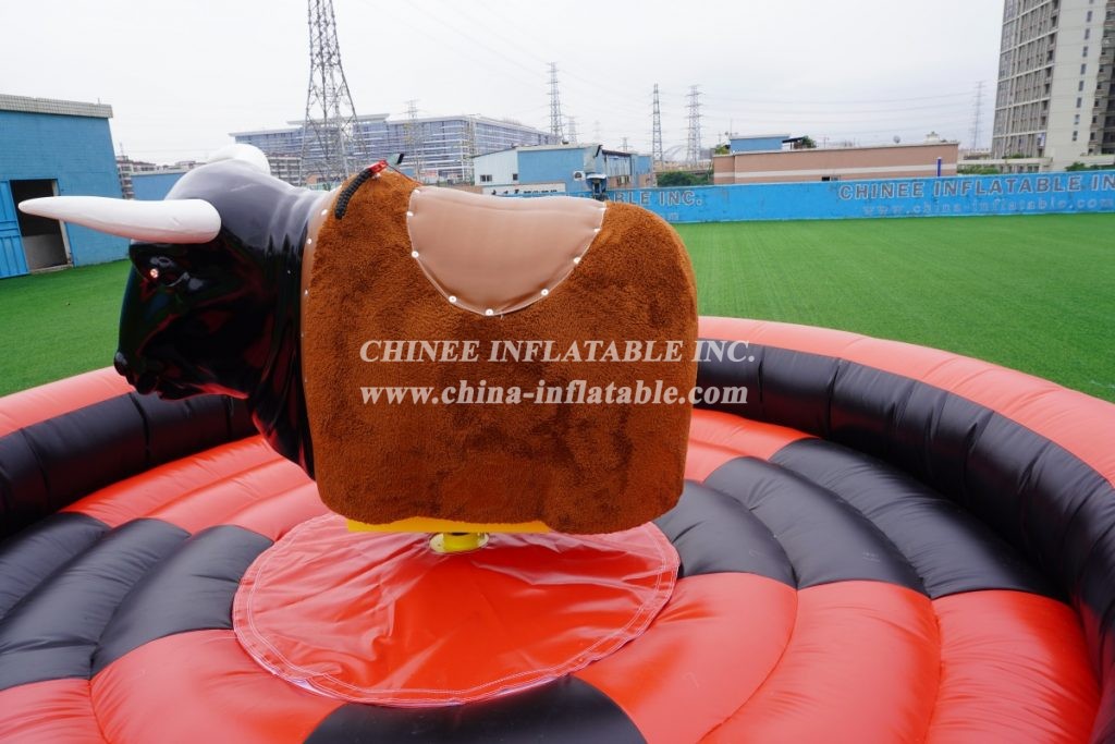 T11-553B Funny mechanical bull riding inflatable sport game kids party rental