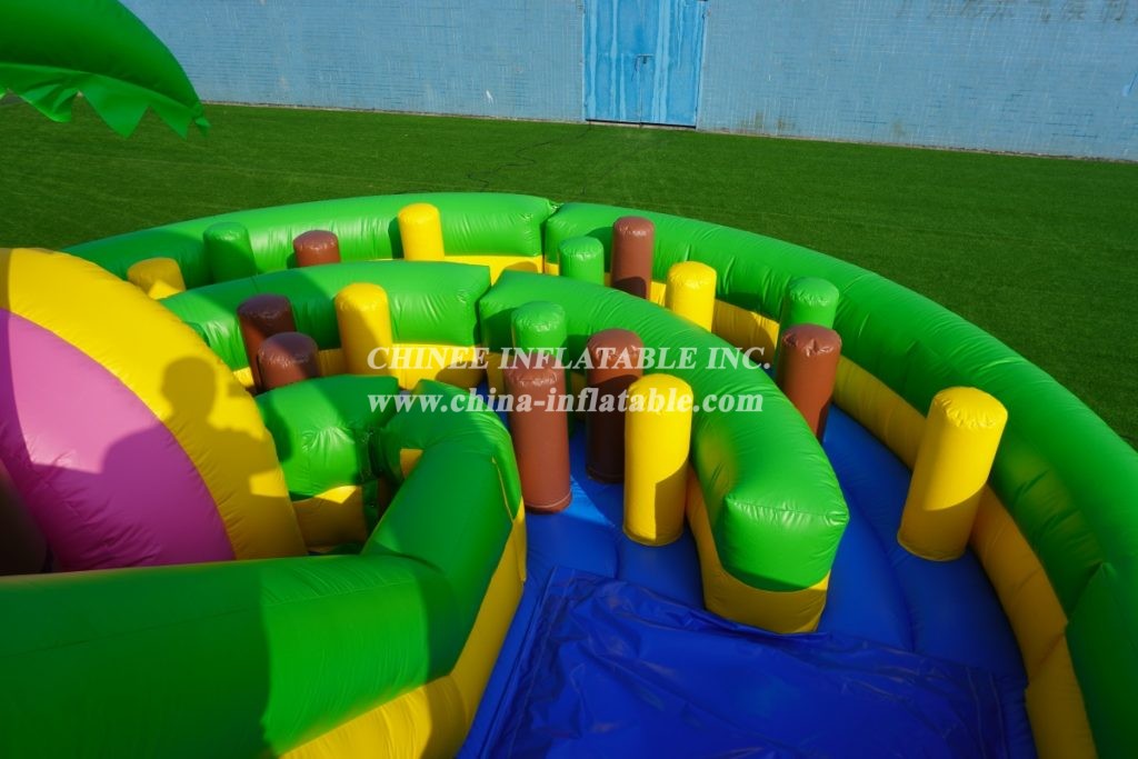 T7-1250 Shark Inflatable Obstacle Course Challenge Run