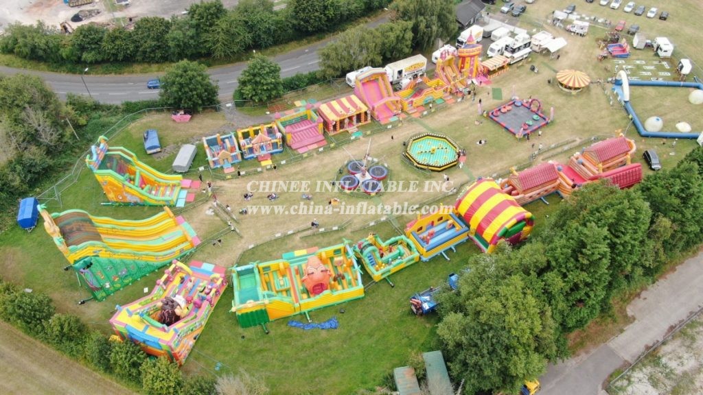 IS11-4019 Biggest Inflatable Zone amusement park outdoor playground