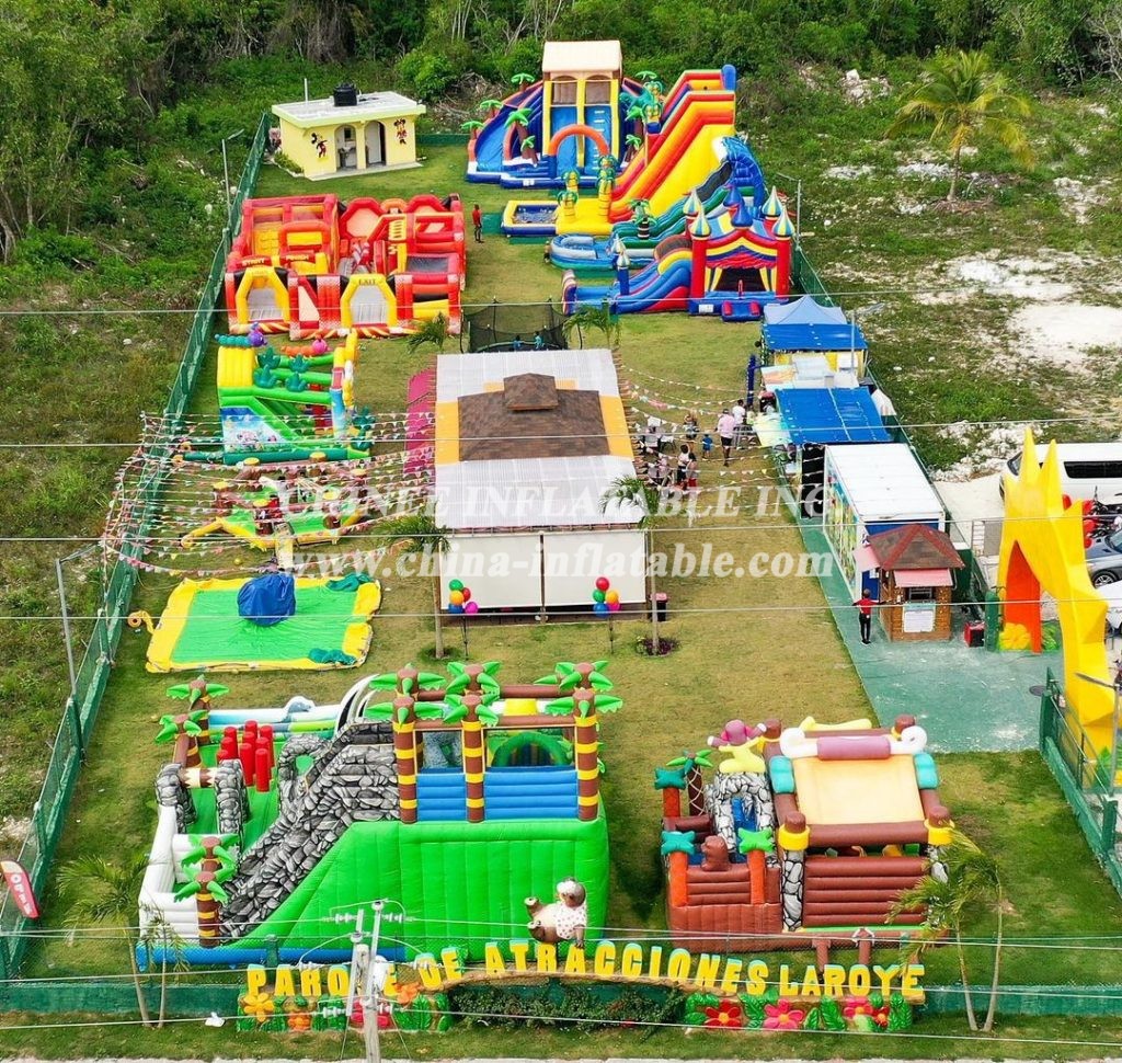 IS11-4018 Biggest Inflatable Zone amusement park outdoor playground