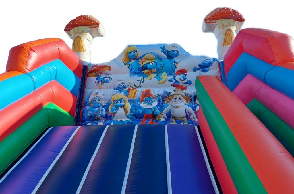 T6-847 The Smurfs Bouncy Castle