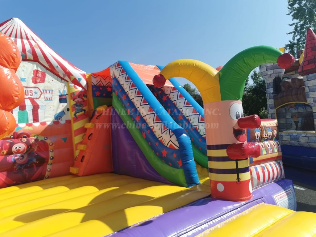 T2-4725 Circus bouncy castle with slide