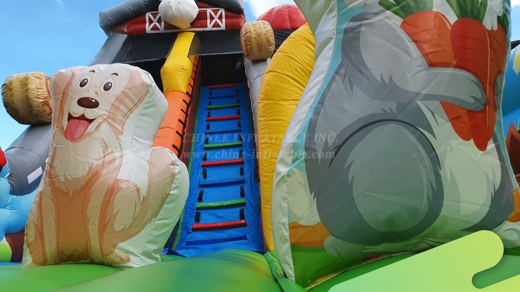 T8-4532 Farm Inflatable Dry Slide